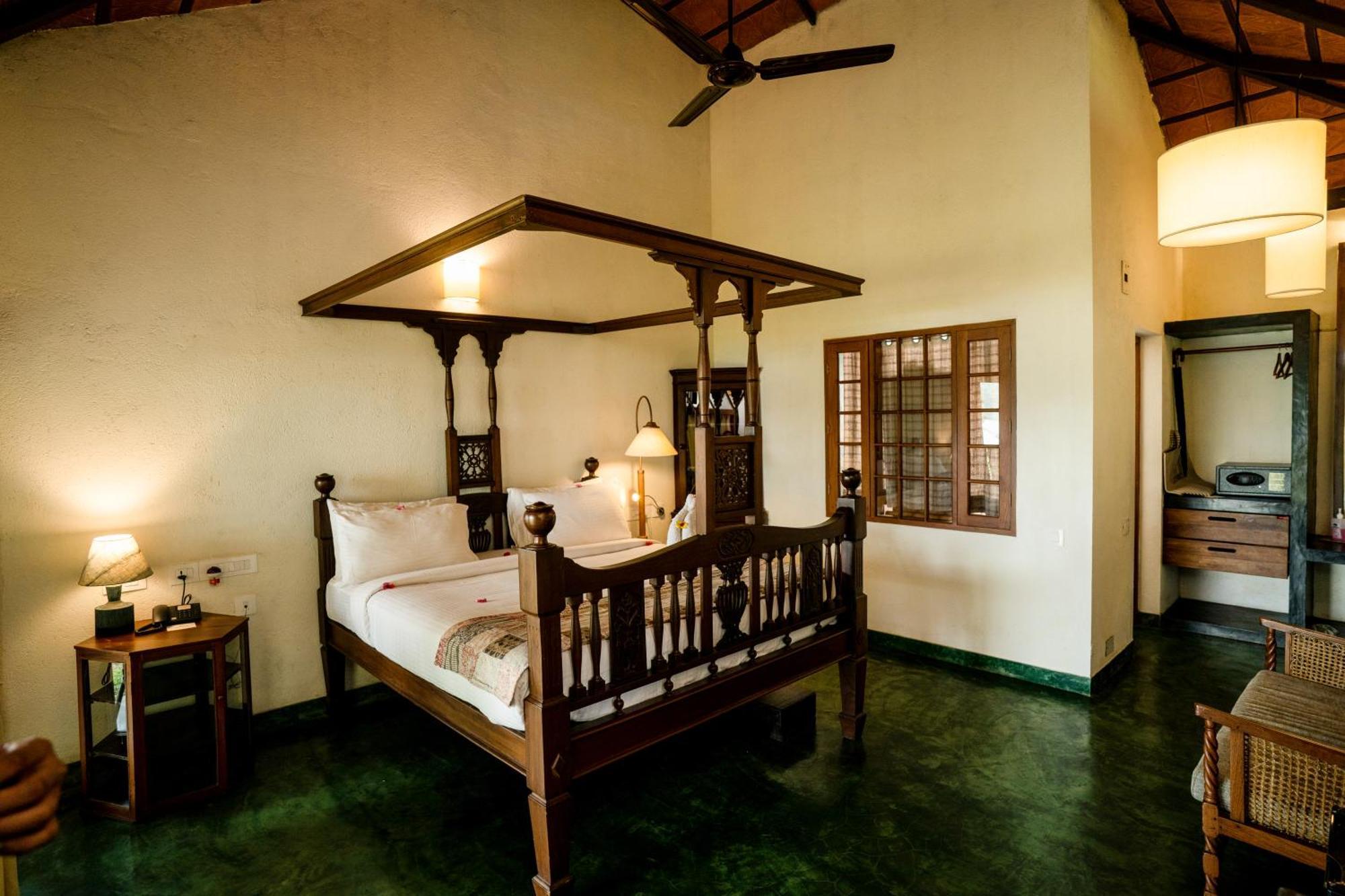 Cranganor History Café&Riverside Château North Paravur Esterno foto