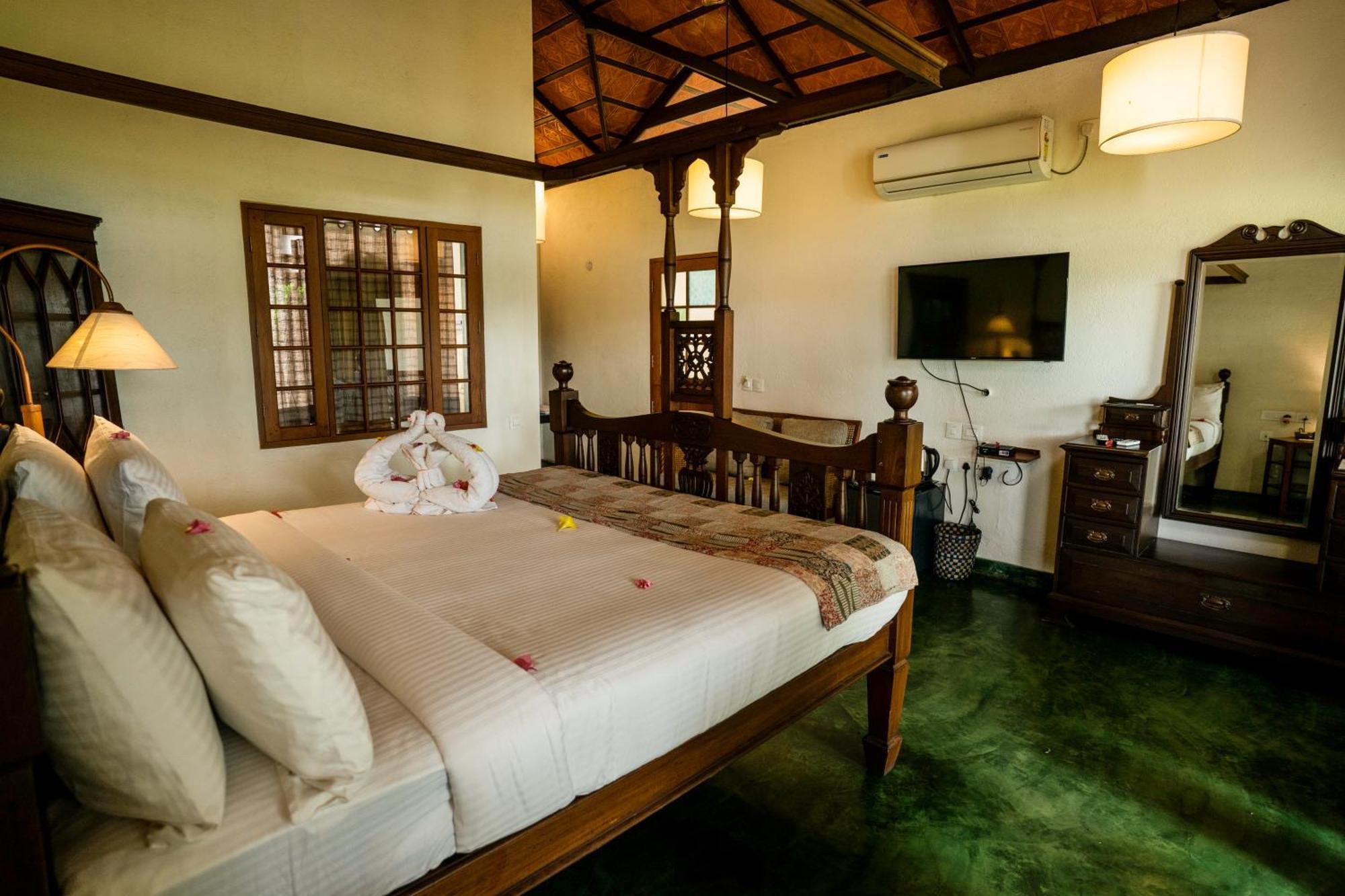 Cranganor History Café&Riverside Château North Paravur Esterno foto