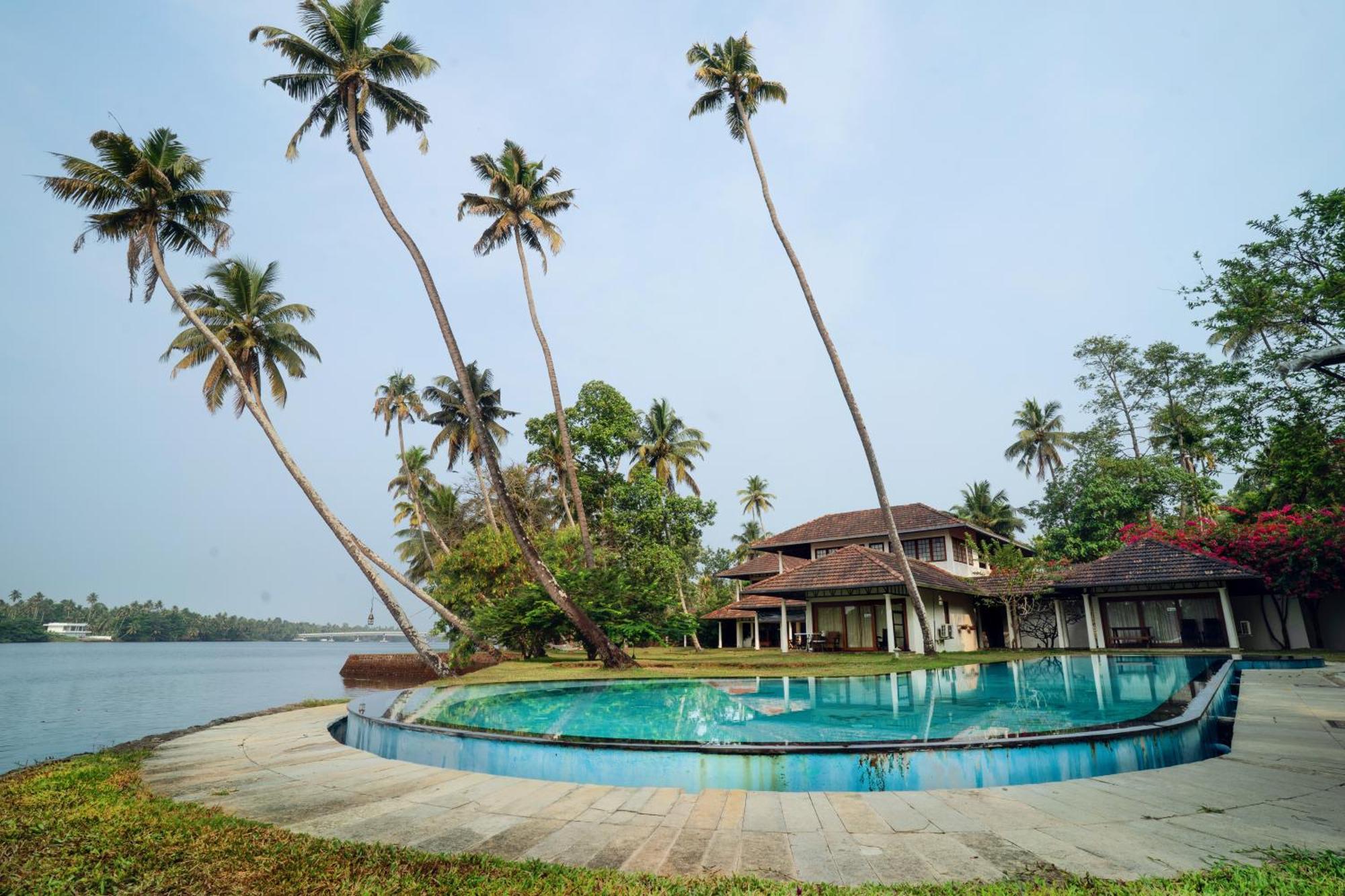 Cranganor History Café&Riverside Château North Paravur Esterno foto