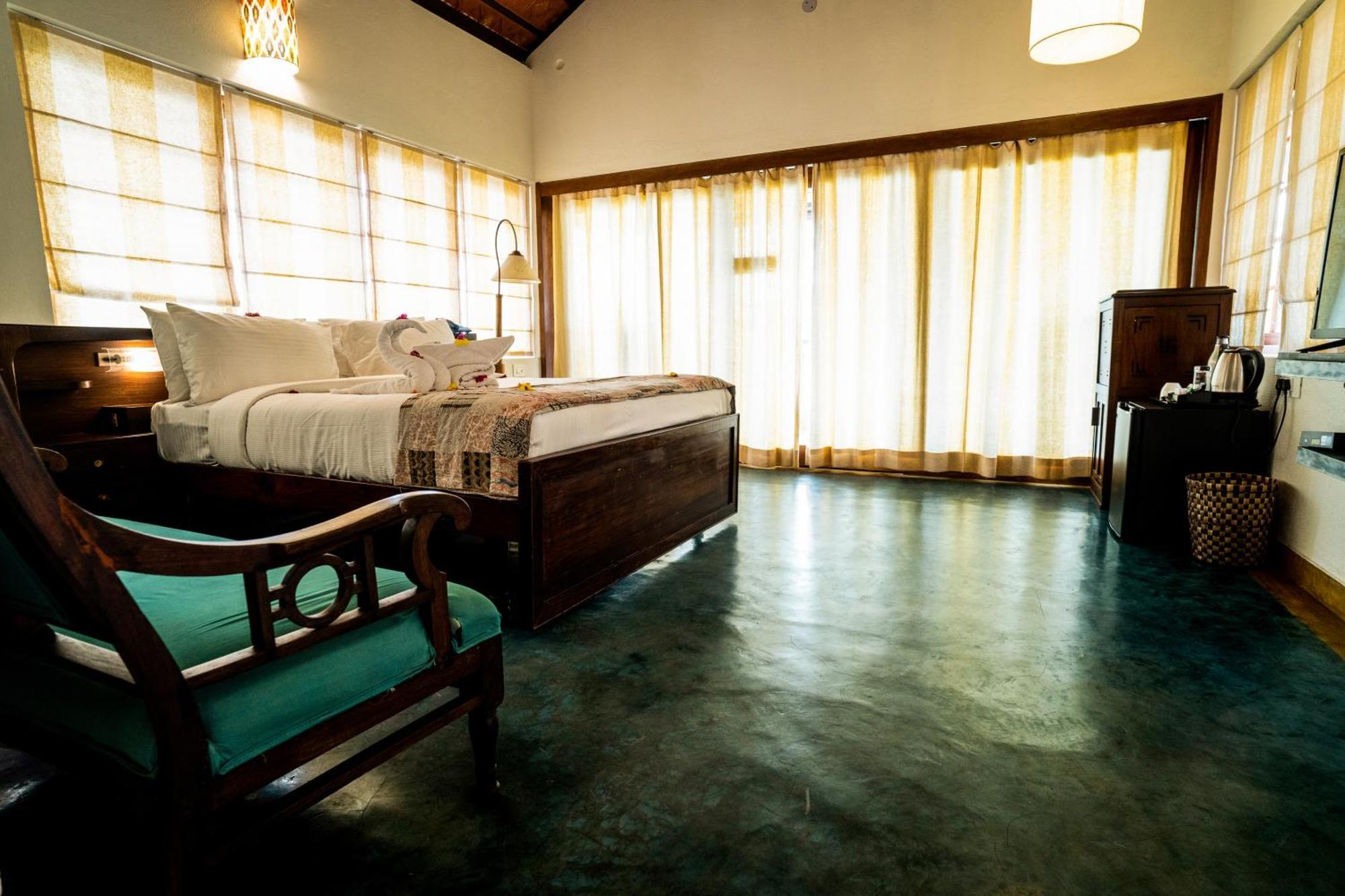 Cranganor History Café&Riverside Château North Paravur Esterno foto