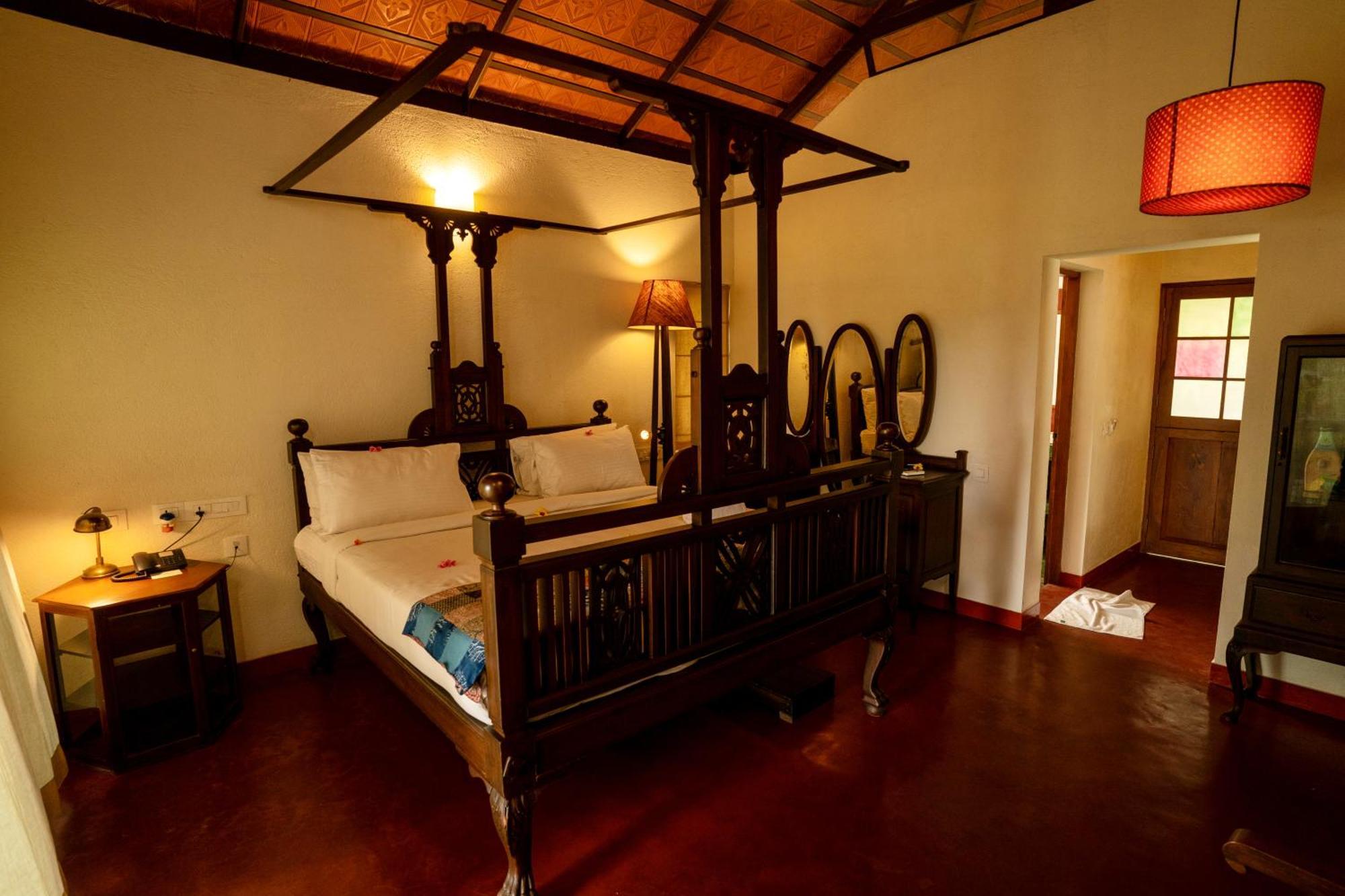 Cranganor History Café&Riverside Château North Paravur Esterno foto