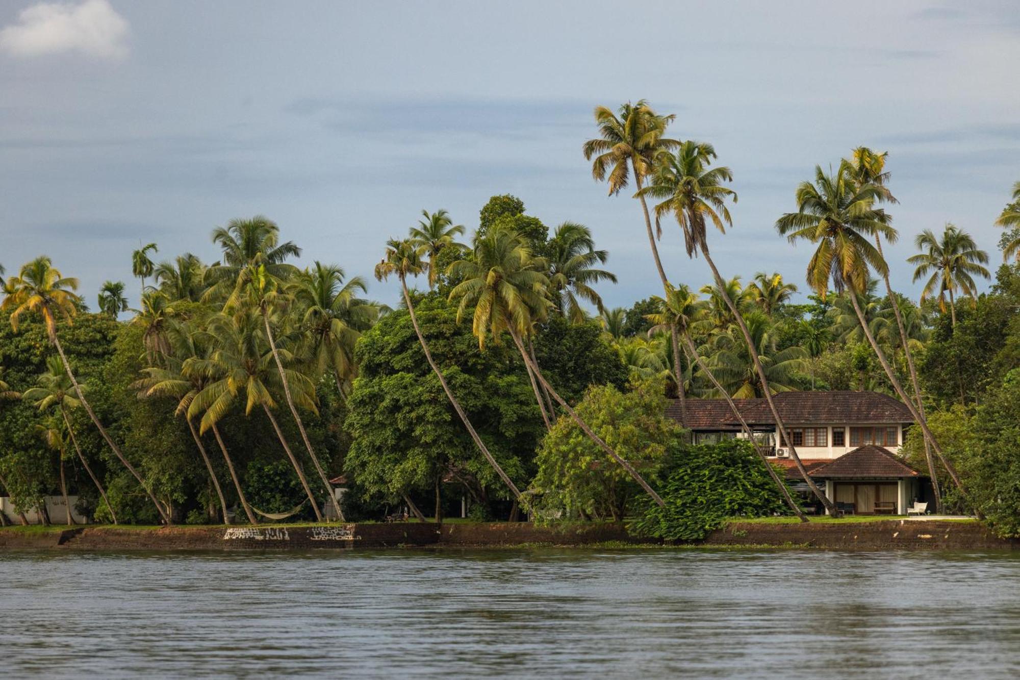 Cranganor History Café&Riverside Château North Paravur Esterno foto